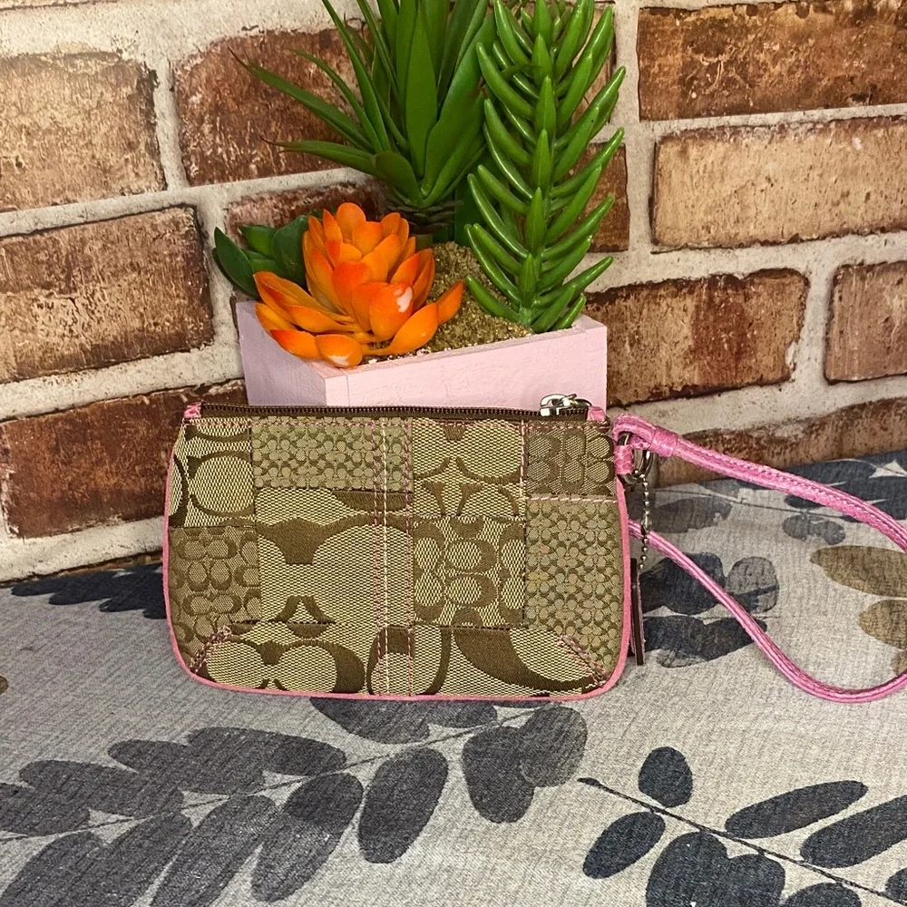 Coach Tan and Pink Patchwork Wristlet nwot - Picture 2 of 5